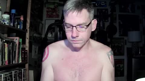 dix_handley_50 online show from 05-02-26, 12:54