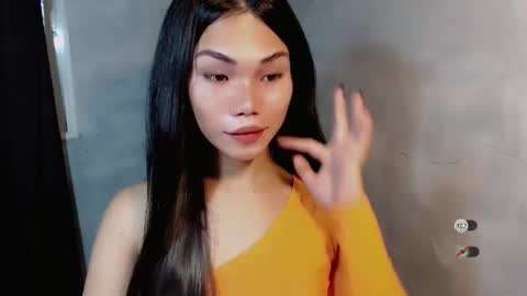 Snapshot of dixie_cutie chatting on 10-13-25, 04:01 Dixie online show from 10-13-25, 04:01