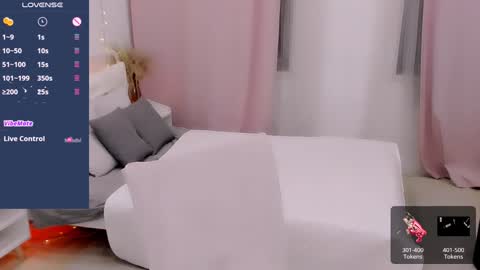 Snapshot of dixipixi_ chatting on 12-06-24, 10:27 dixipixi_ online show from 12-06-24, 10:27