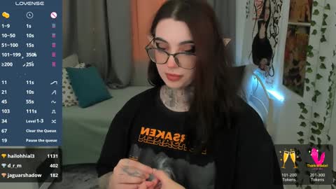 Snapshot of dixipixi_ chatting on 02-02-25, 11:40 dixipixi_ online show from 02-02-25, 11:40