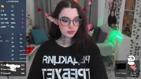 Snapshot of dixipixi_ chatting on 02-14-25, 11:42 dixipixi_ online show from 02-14-25, 11:42