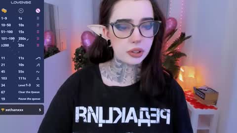 Snapshot of dixipixi_ chatting on 02-16-25, 05:48 dixipixi_ online show from 02-16-25, 05:48