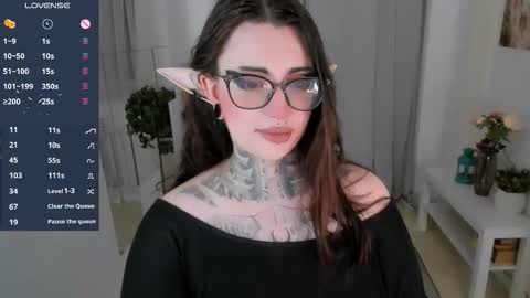 Snapshot of dixipixi_ chatting on 09-27-25, 05:56 dixipixi_ online show from 09-27-25, 05:56