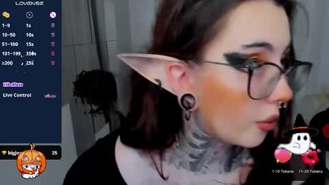 Snapshot of dixipixi_ chatting on 11-14-25, 05:50 dixipixi_ online show from 11-14-25, 05:50