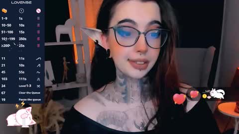 Snapshot of dixipixi_ chatting on 11-15-25, 05:49 dixipixi_ online show from 11-15-25, 05:49