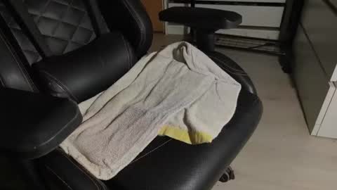 DickMaster online show from 12-19-25, 12:17