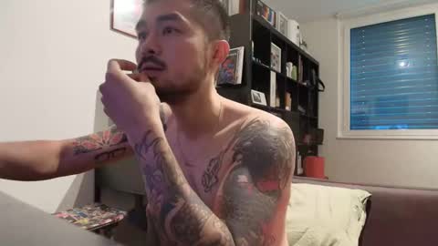 Snapshot of dixonhuang chatting on 09-28-25, 08:52 D online show from 09-28-25, 08:52