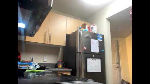 Snapshot of dizzinsweatyy chatting on 02-14-25, 11:53 dizzinsweatyy online show from 02-14-25, 11:53