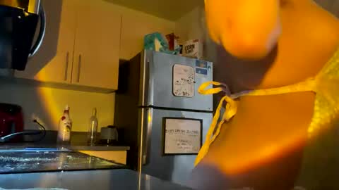 Snapshot of dizzinsweatyy chatting on 03-05-25, 08:32 dizzinsweatyy online show from 03-05-25, 08:32