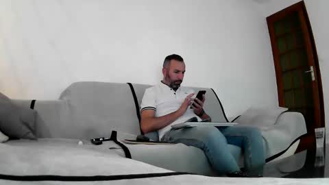 Snapshot of djo3322 chatting on 12-06-24, 10:19 Djo online show from 12-06-24, 10:19