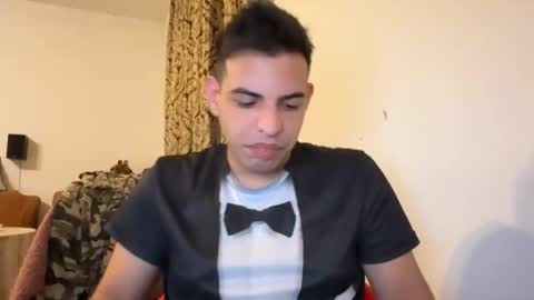 Snapshot of djonson_ chatting on 10-12-25, 02:32 Djonson online show from 10-12-25, 02:32