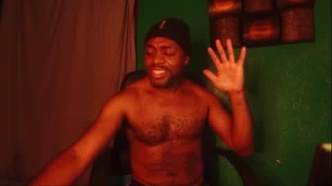 Snapshot of djopenwide chatting on 10-12-25, 02:21 Dj Open Wide online show from 10-12-25, 02:21