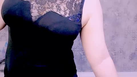 Snapshot of djullia chatting on 01-24-25, 06:24 djullia online show from 01-24-25, 06:24