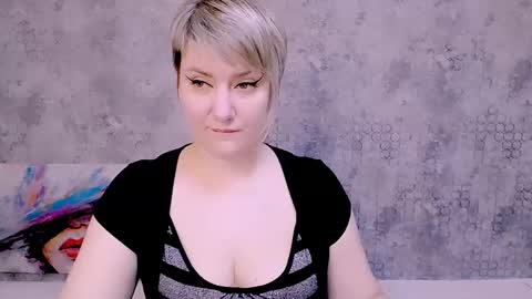 Snapshot of djullia chatting on 02-22-25, 07:01 djullia online show from 02-22-25, 07:01