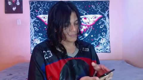 Snapshot of dk_204 chatting on 11-26-25, 08:10 daiki sx online show from 11-26-25, 08:10