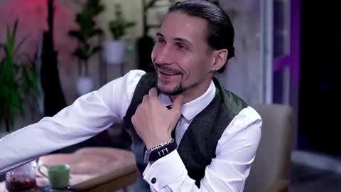 Silverhand online show from 10-15-25, 01:28