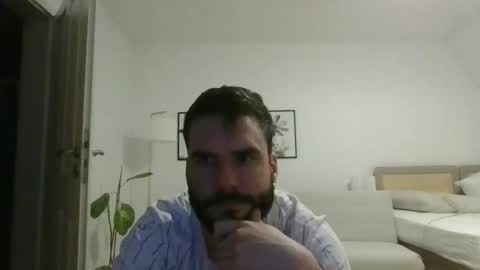 Dobricic online show from 12-20-25, 04:58