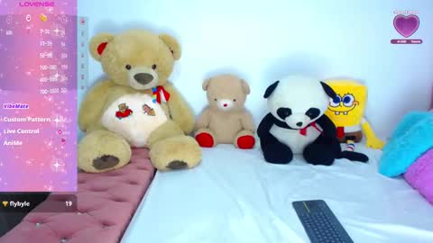 Snapshot of doe_sofi chatting on 11-28-25, 08:06 sofi online show from 11-28-25, 08:06