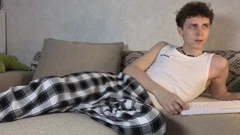 Alex online show from 12-28-24, 07:22