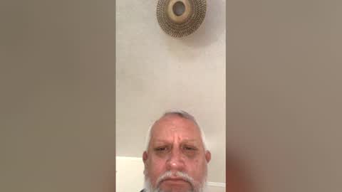 Snapshot of dogggggy07 chatting on 11-28-25, 06:54 dogggggy07 online show from 11-28-25, 06:54