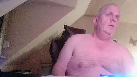 doggy2629 online show from 11-11-25, 05:35