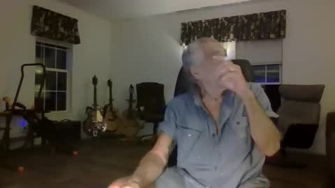 dogluc7 online show from 02-01-25, 02:47