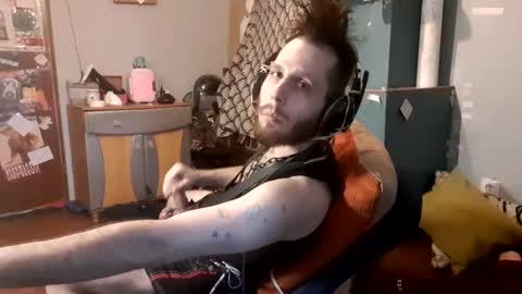 Snapshot of dogwithamohawk chatting on 01-30-25, 02:15 dogwithamohawk online show from 01-30-25, 02:15