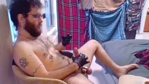 Snapshot of dogwithamohawk chatting on 12-15-25, 09:35 dogwithamohawk online show from 12-15-25, 09:35