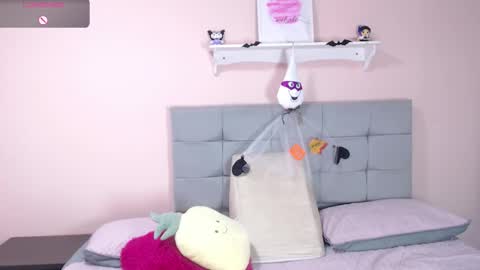 Snapshot of dolce_horny chatting on 10-21-25, 12:17 Dolce online show from 10-21-25, 12:17