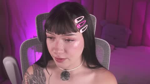 Dolcexx online show from 04-01-26, 07:33