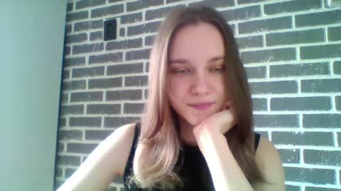Snapshot of dolcezza_ chatting on 04-14-26, 11:16 dolcezza_ online show from 04-14-26, 11:16