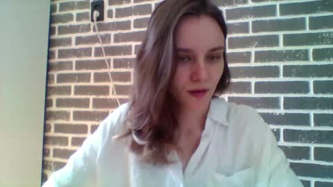 Snapshot of dolcezza_ chatting on 04-22-26, 10:06 dolcezza_ online show from 04-22-26, 10:06