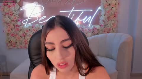 Dolcie  online show from 12-16-24, 02:36