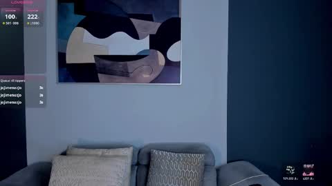 Dolcie  online show from 02-11-25, 06:40