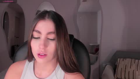 Dolcie  online show from 02-16-25, 12:32