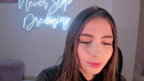 Dolcie  online show from 03-04-25, 01:28