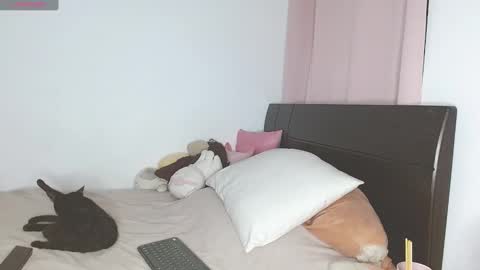 Auro and Santiago online show from 01-21-25, 03:26