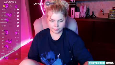 Snapshot of doll_chloe_ chatting on 12-02-24, 03:15 Chloe online show from 12-02-24, 03:15