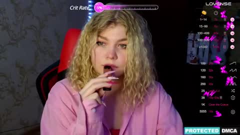 Snapshot of doll_chloe_ chatting on 12-11-24, 04:20 Chloe online show from 12-11-24, 04:20