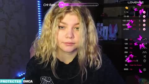 Snapshot of doll_chloe_ chatting on 12-16-24, 04:02 Chloe online show from 12-16-24, 04:02