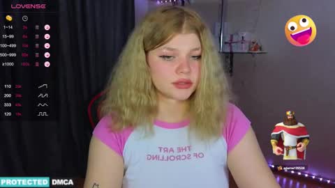 Snapshot of doll_chloe_ chatting on 12-30-24, 03:25 Chloe online show from 12-30-24, 03:25