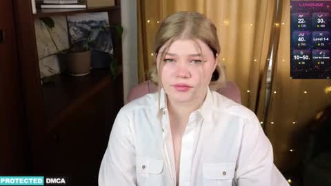 Snapshot of doll_chloe_ chatting on 01-23-25, 08:57 Chloe online show from 01-23-25, 08:57