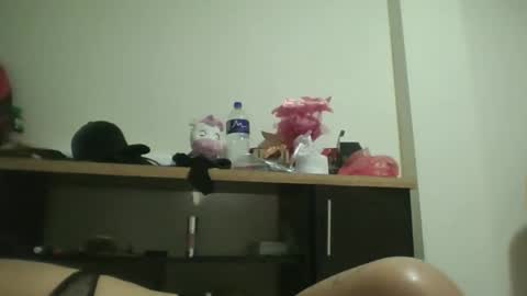 doll_dollys_ online show from 03-26-26, 11:43