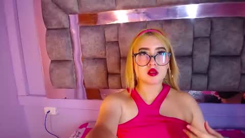 Kitty online show from 07-07-26, 11:58