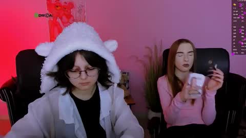 doll_vey online show from 12-01-25, 08:47