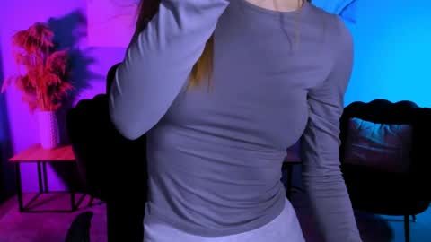doll_vey online show from 04-10-26, 08:41