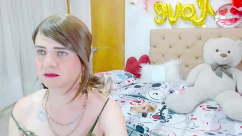 Snapshot of dolldirtyxxx1 chatting on 02-28-26, 05:08 ilona online show from 02-28-26, 05:08