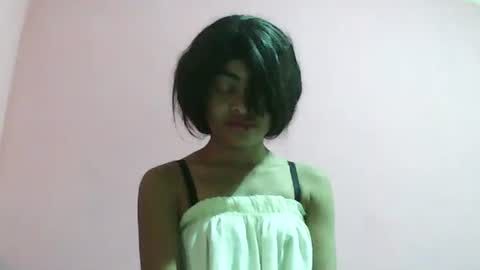 Snapshot of dollepoupee chatting on 10-02-25, 06:20 dollepoupee online show from 10-02-25, 06:20