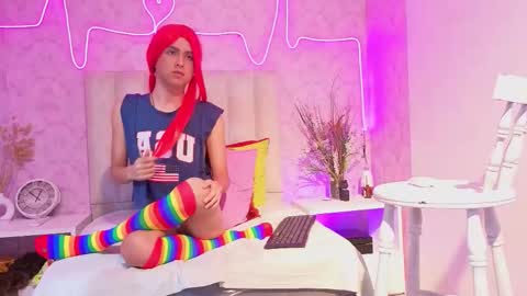 Dolly  online show from 03-19-26, 12:20