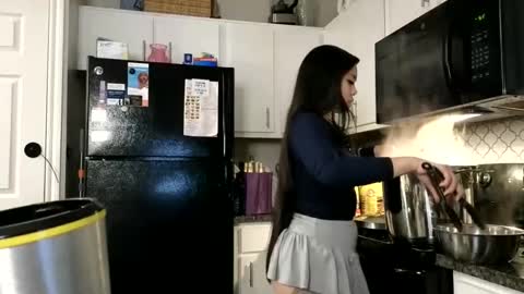 Snapshot of dolllface chatting on 12-24-24, 11:17 DOLLLFACE online show from 12-24-24, 11:17